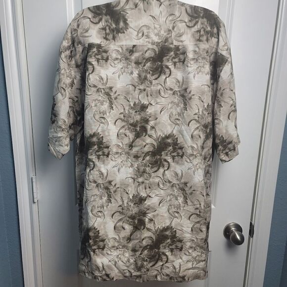 NWT FUSIONE Button Down Short Sleeve Shirt - Picture 9 of 11